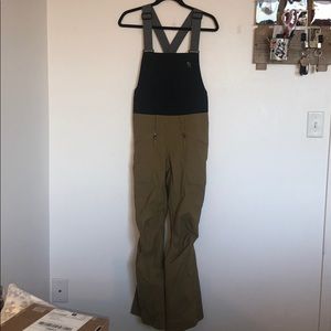 North face snow bibs